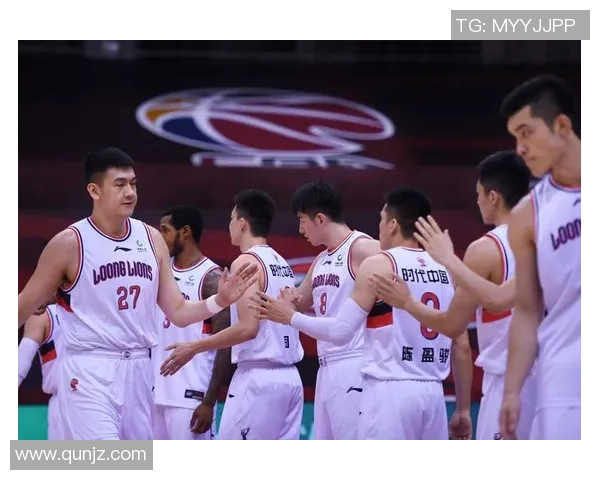 时代广州与上海久事的精彩对决展现篮球魅力与城市精神的碰撞 时代广州与上海久事的精彩对决展现篮球魅力与城市精神的碰撞