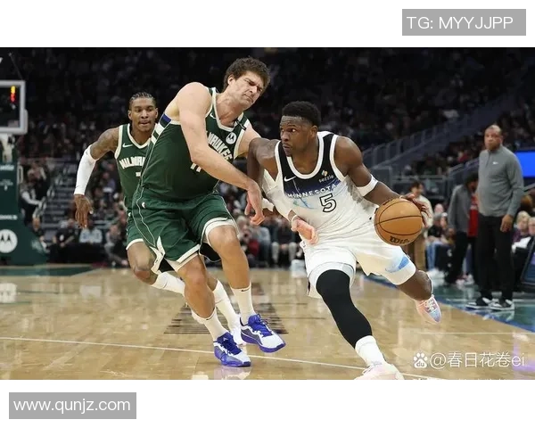 雄鹿与森林狼激战正酣比分悬念迭起引发球迷热议 雄鹿与森林狼激战正酣比分悬念迭起引发球迷热议