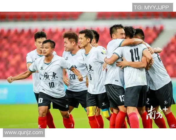 深圳足球队的灵活性与战术创新探讨如何提升球队竞争力